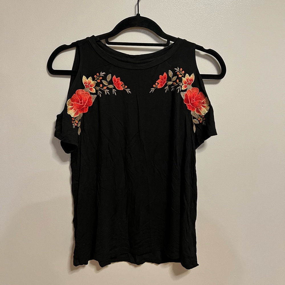 AMERICAN EAGLE - Soft & Sexy Cold Shoulder Top - Size Small